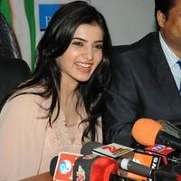 Samantha at Big C Mobiles - Pictures | Picture 94330